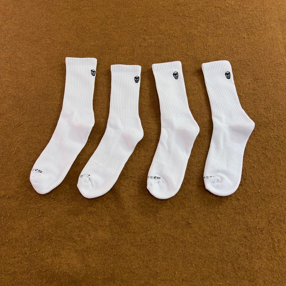 Gymreapers Unisex One Size White Skull Logo Ribbed Athletic Crew Sock 2 Pair New